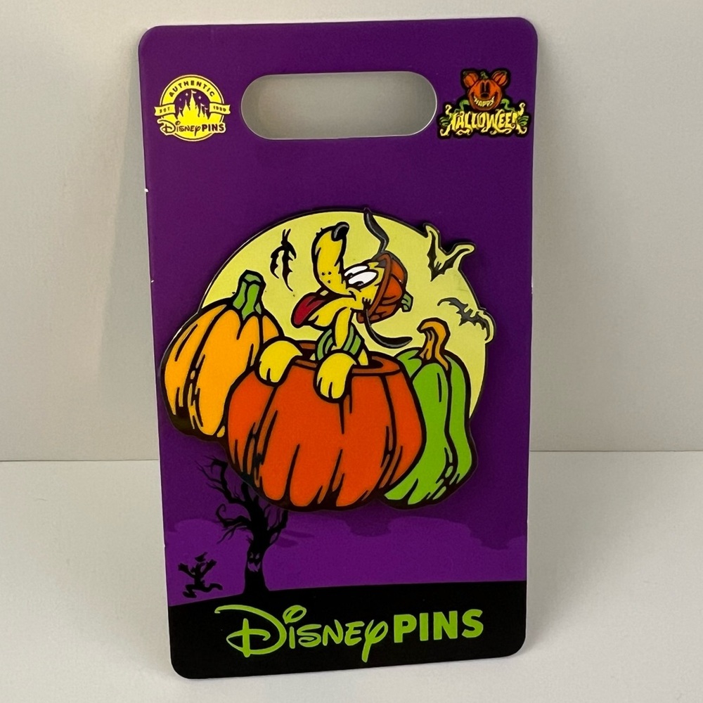 Disney Pluto Halloween Collector’s Pin - Picture 3 of 3